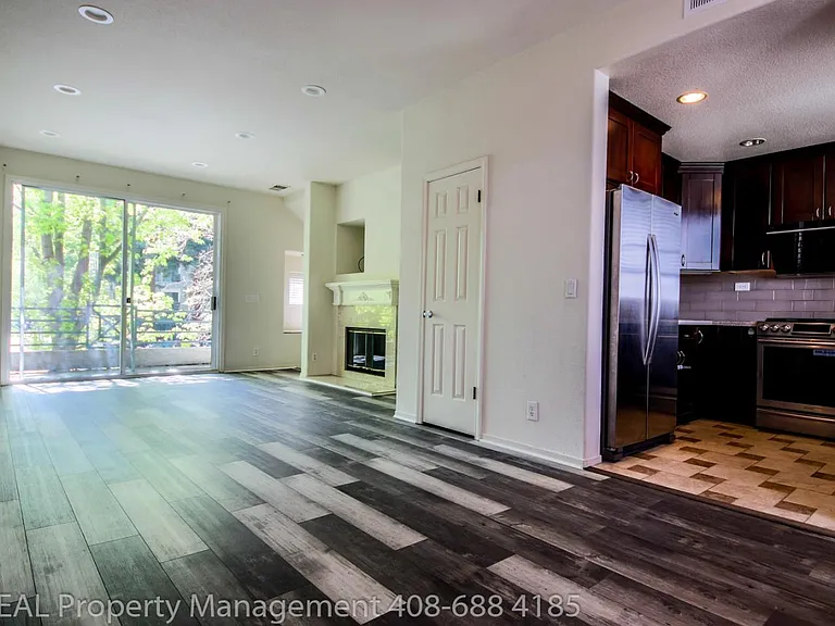 460 Navaro Way #112 — Photo 3