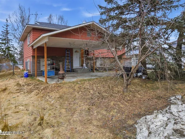3144 Donington Dr, Anchorage, AK 99504