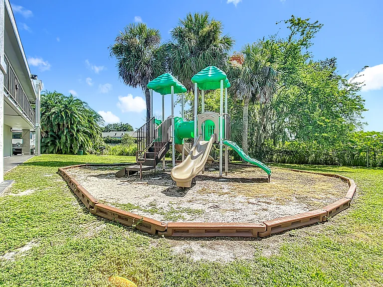 Stayable Lakeland — Photo 13