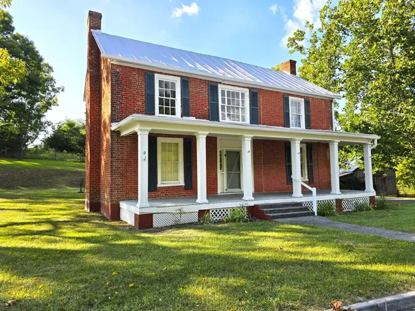 8431 N Lee Hwy, Raphine, VA 24472