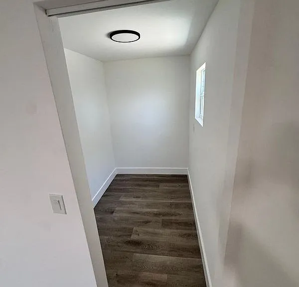 1101 S Seacrest Blvd — Photo 11
