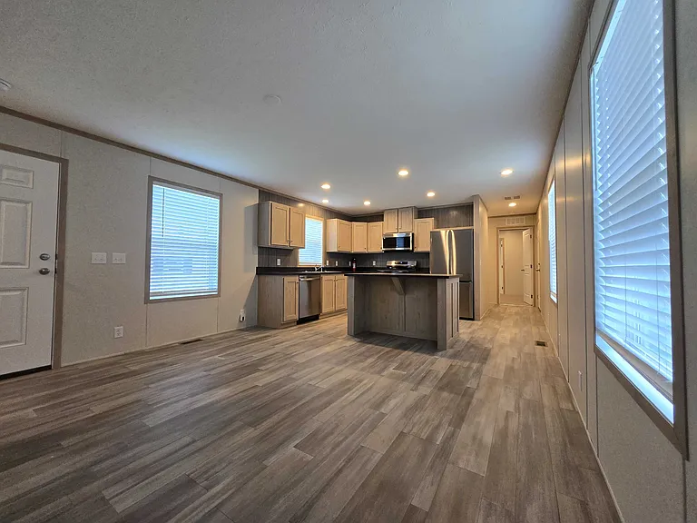 29800 Guilford Cir #109 — Photo 3
