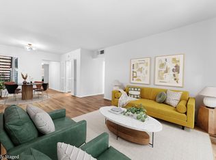 2224 S Piney Point Rd APT 112, Houston, TX 77063