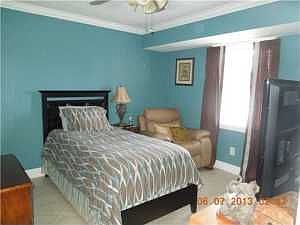 5th image of 6924 NW Daffodil Ln