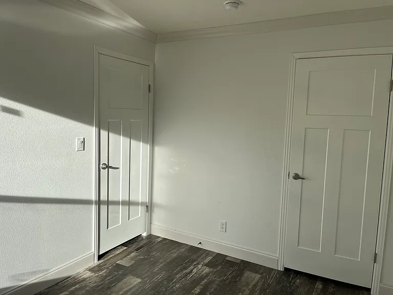 3951 S Mentor Ave #26 — Photo 8