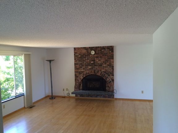 3rd image of 12709 NE 133rd Pl