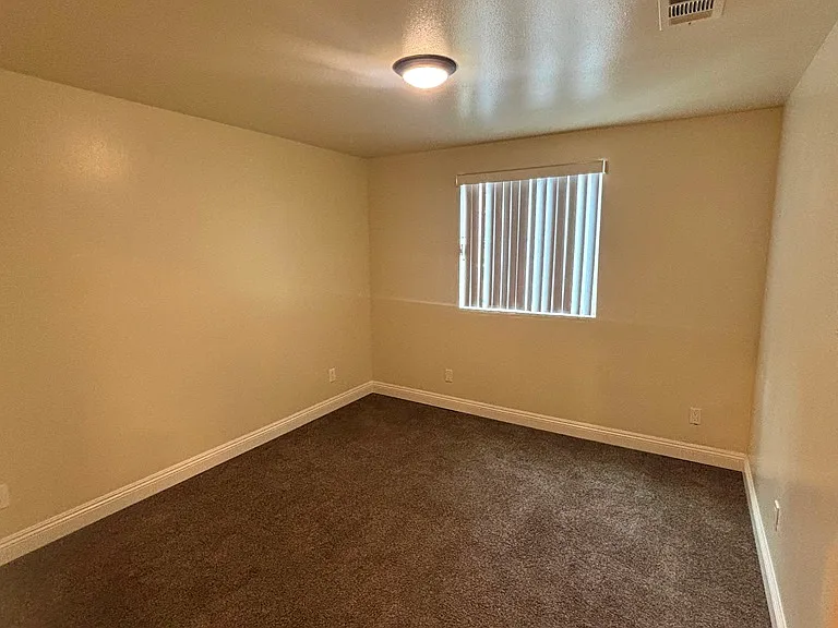 3428 S Norton Ave — Photo 12