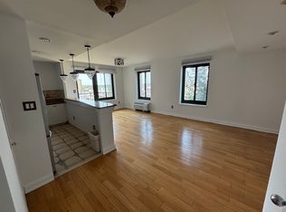 100 W Broadway #4C, Long Beach, NY 11561