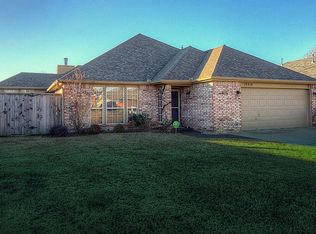 19916 E 37th Pl S, Broken Arrow, OK 74014