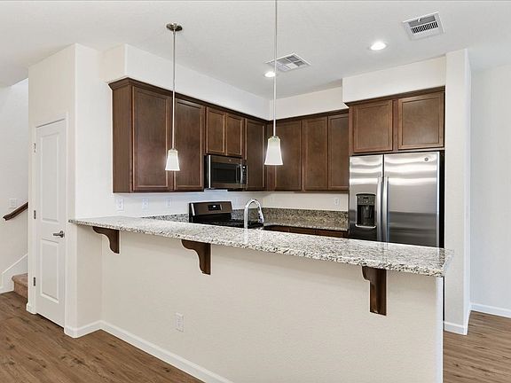 5th image of 2306 Shady Canyon Dr