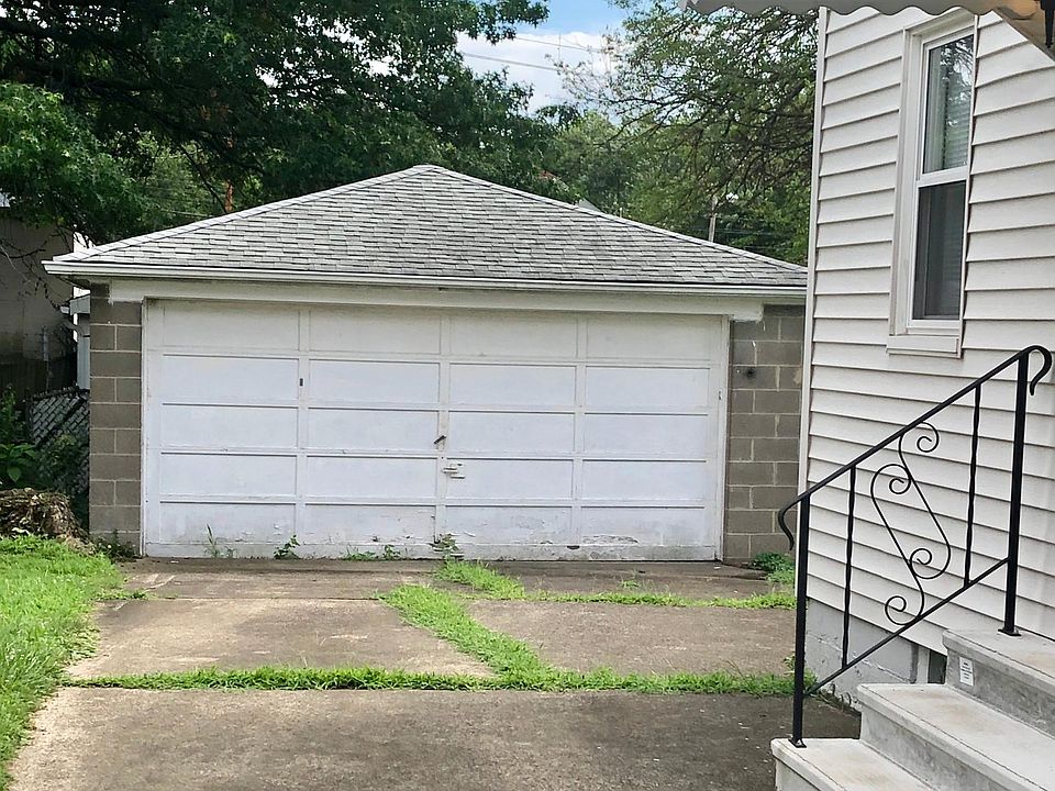 1st image of 1164 Lindsay Ave