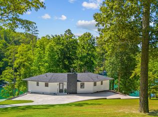 1339 Cove Cir, La Follette, TN 37766