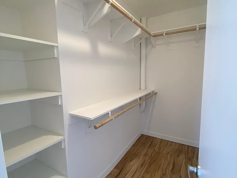 Walk in closet