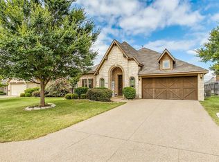 5236 Smokey Ridge Dr, Fort Worth, TX 76123