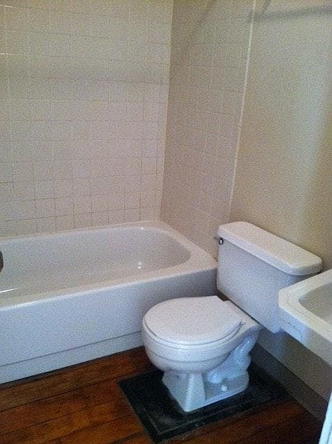 2nd image of 520 South Ave #1