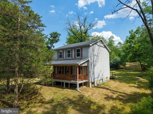 2015 Aquetong Rd, New Hope, PA 18938