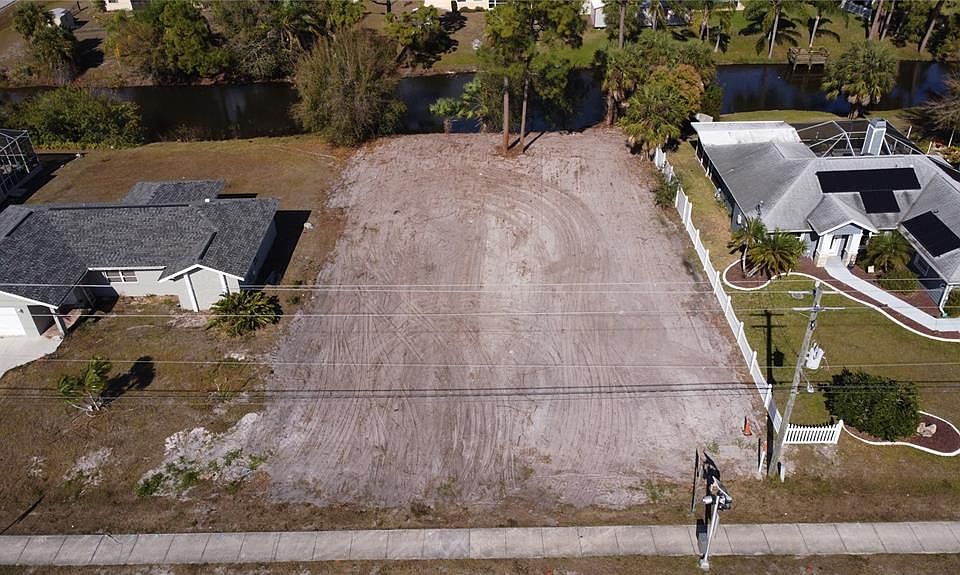 1st image of 23326 PEACHLAND BOULEVARD LOT 3
