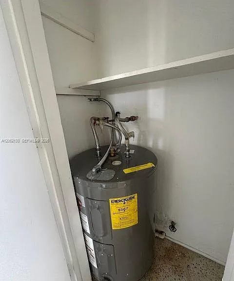 6430 W Flagler St #6 — Photo 13