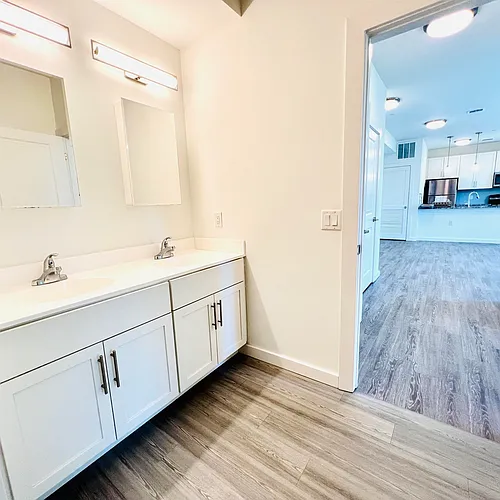 61 Virginia Ave #303 Photo 1