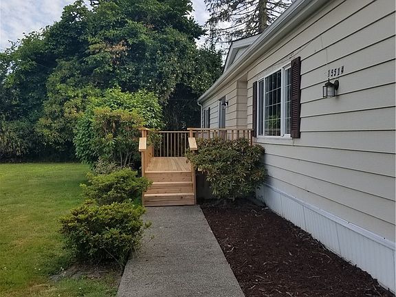 2nd image of 15514 182nd Ave SE