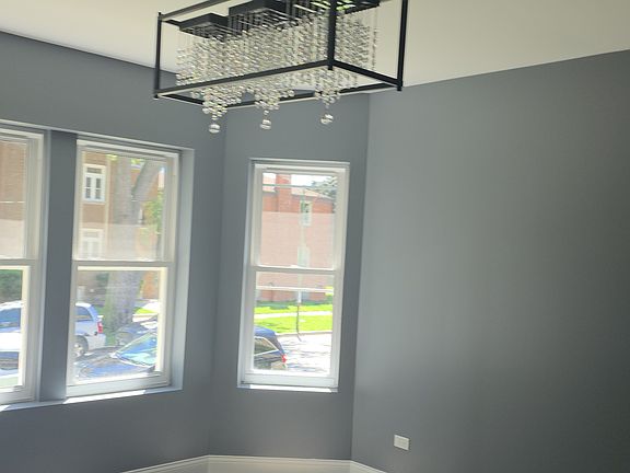 3rd image of 9042 S Laflin St #1