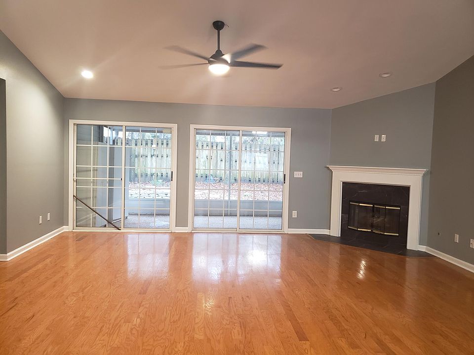 1st image of 2985 Nutmeg Ct
