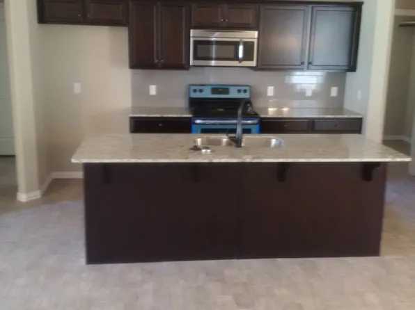 1486 S Blue Willow Ave, Fayetteville, AR 72701