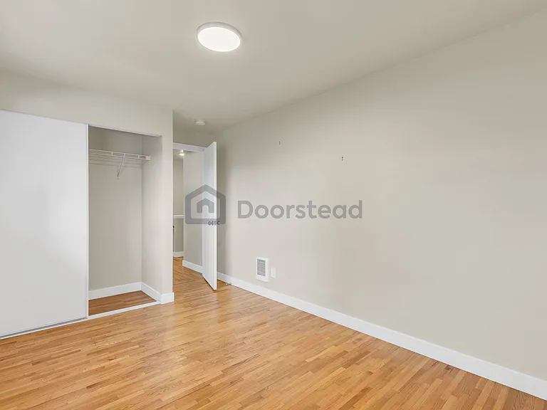 5300 172nd St SW — Photo 28