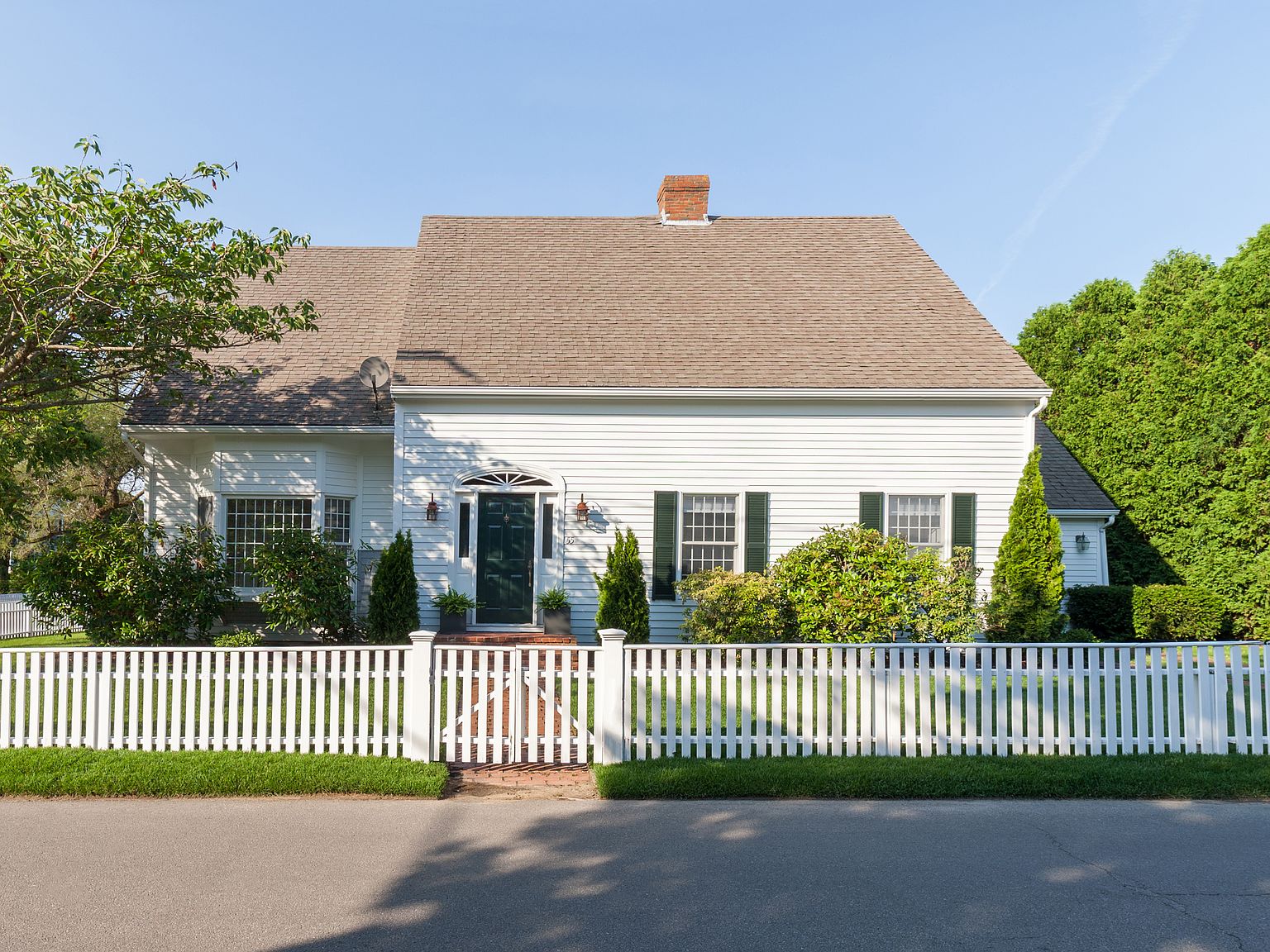 55 Cottage St, Edgartown, MA 02539 Zillow