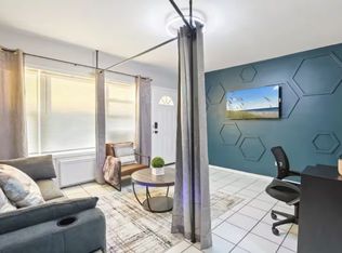 10549 Crown Rd APT 7, Franklin Park, IL 60131