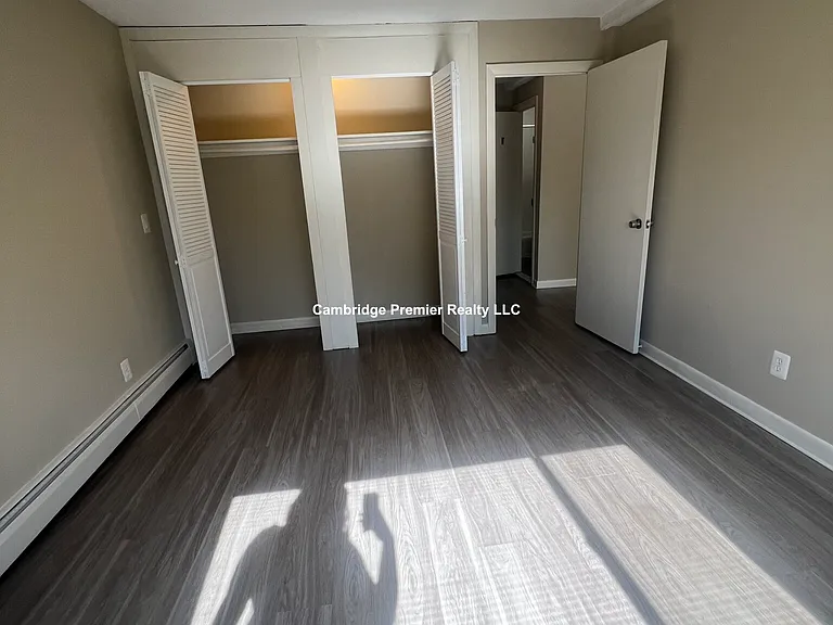 379 Harvard St #26 — Photo 8