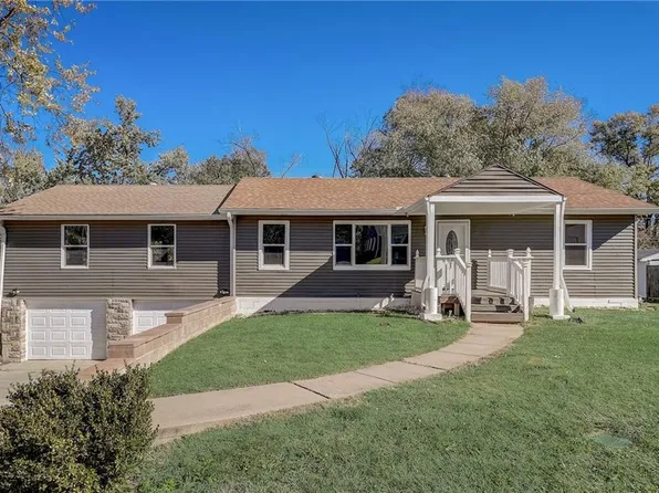 6045 N Colorado Ave, Gladstone, MO 64119