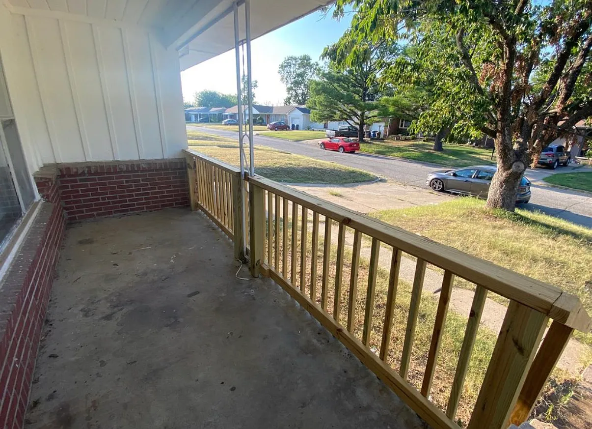 3 bed, 1460 sqft, $1,450 — Photo 2