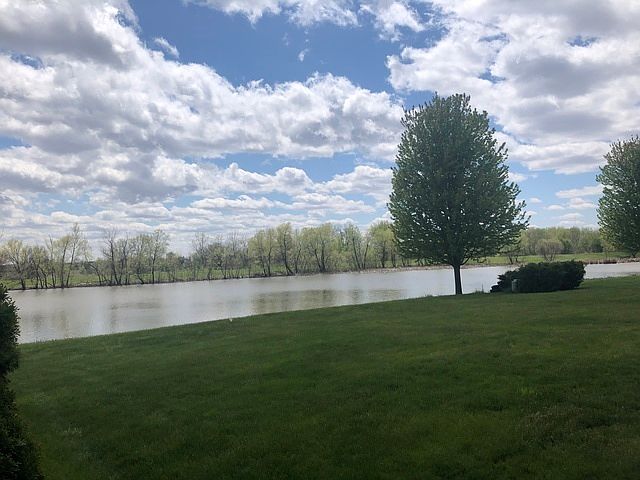2nd image of 25237 Knoll Rd