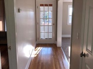 91 Chestnut St, Franklin, MA 02038