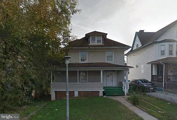 511 Beaumont Ave — Photo 1