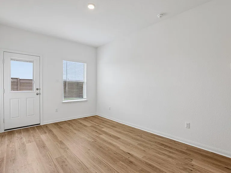 18400 Stellers Sea St — Photo 12
