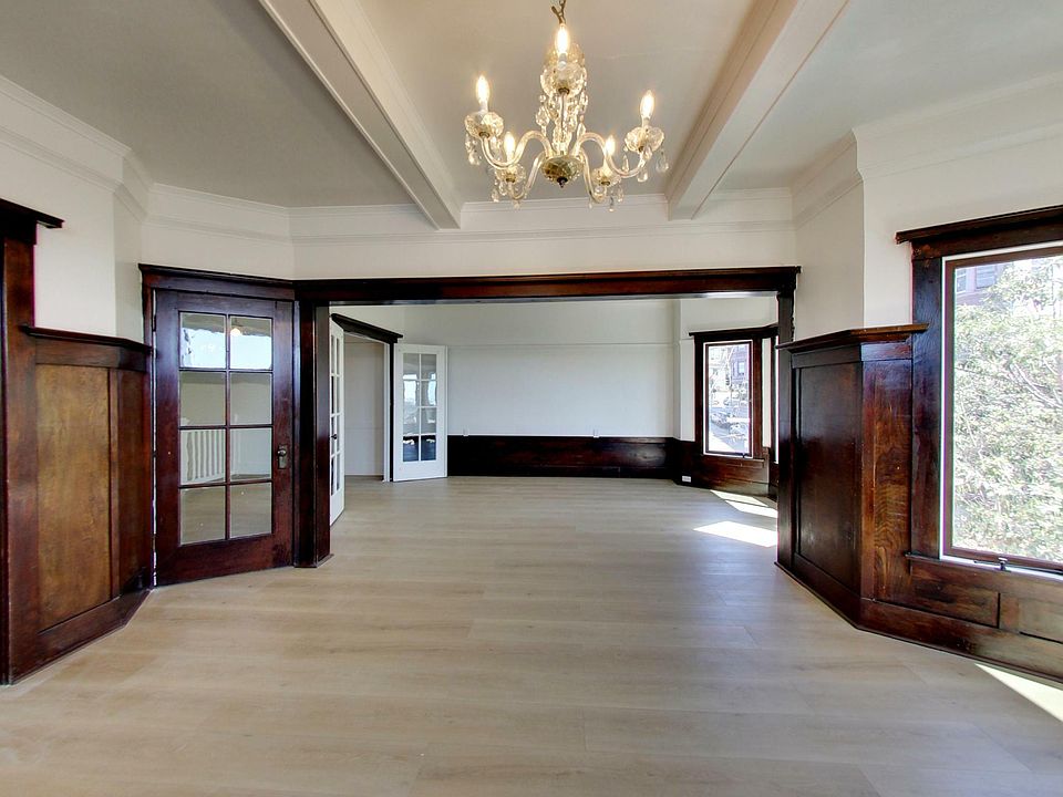 1st image of 425 Steiner St #3