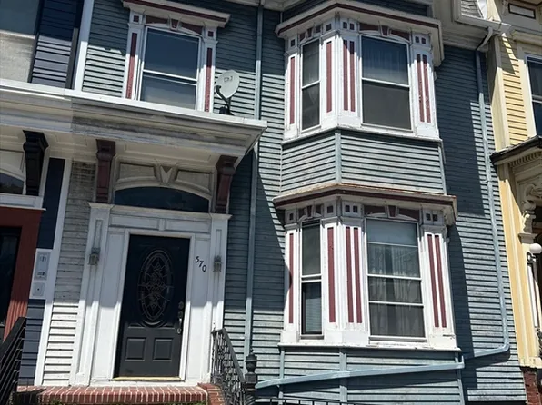 570 E Broadway, Boston, MA 02127