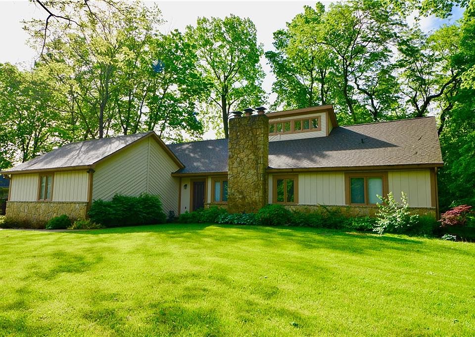 1st image of 13317 E Fairwood Dr