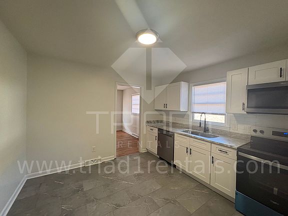 5th image of 702 W Fairfield Rd