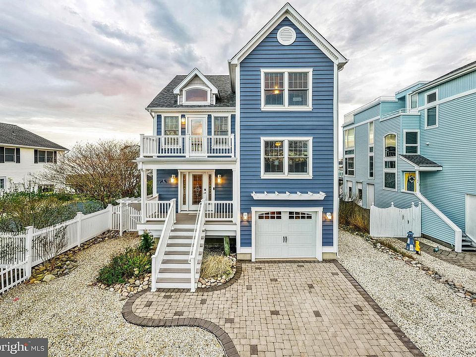 1st image of 56 Beacon Dr