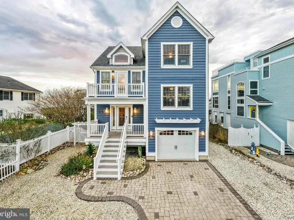 56 Beacon Dr, Waretown, NJ 08758