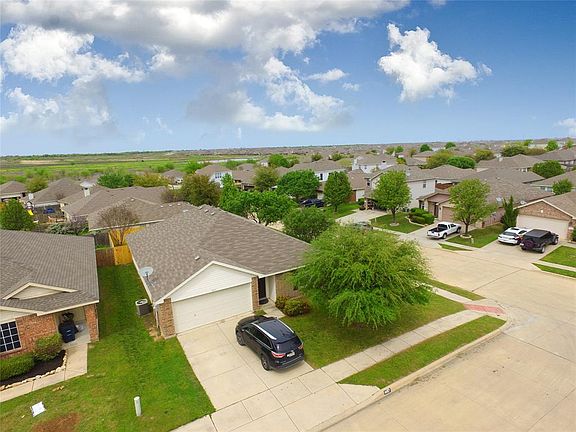 2nd image of 14157 Cochise Dr