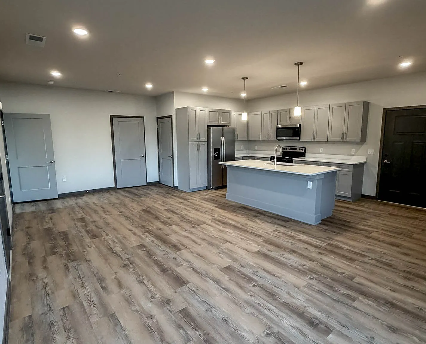 Stevens Creek Villas South — Photo 4