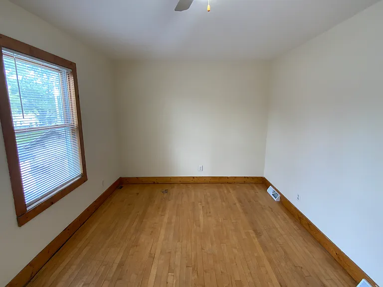 1123 N 21st Street — Photo 34