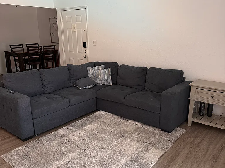 1202 Thorpe Ln #702 — Photo 3
