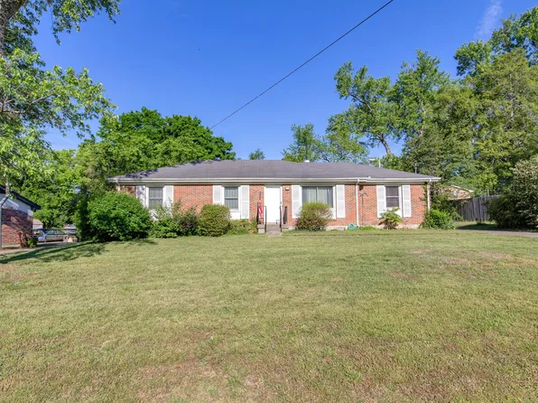 102 Trucord Dr, Hendersonville, TN 37075