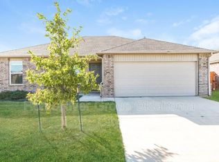 7709 Leichter Ave, Oklahoma City, OK 73132