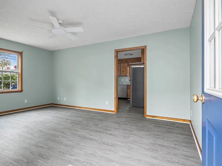 514 Highland Ave — Photo 4